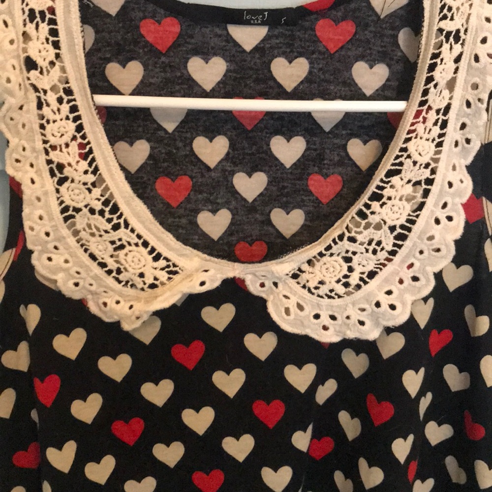 Love J lace collar heart print cropped tank - Picture 3 of 7